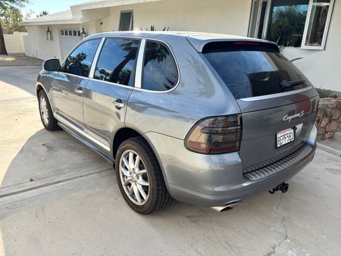 Used 2006 Porsche Cayenne S image 11