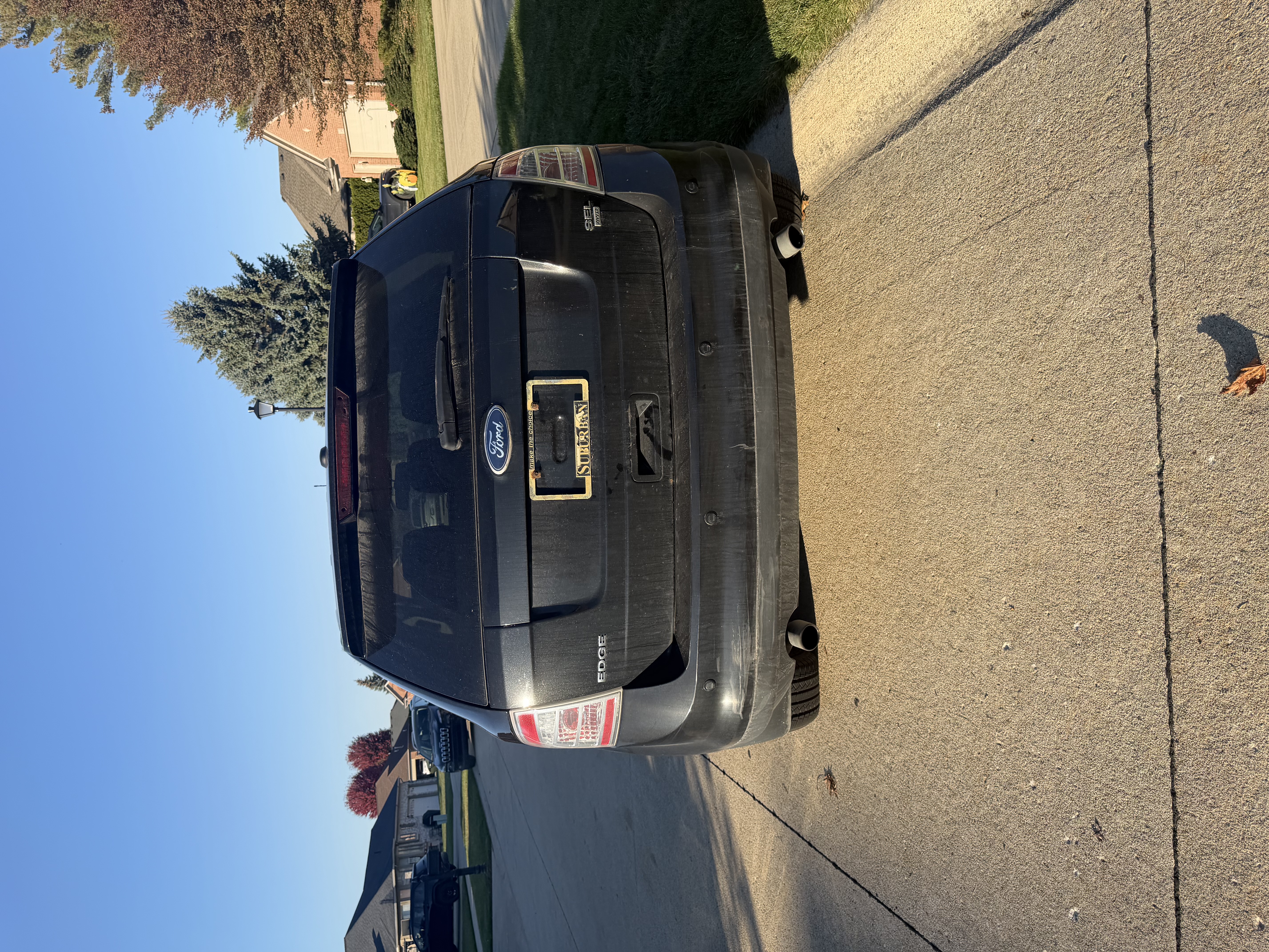 Used 2010 Ford Edge SEL AWD/4WD image 4