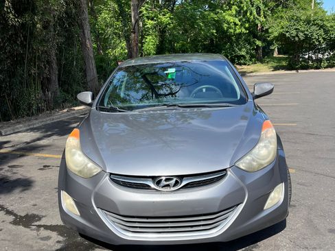 Used 2012 Hyundai Elantra GLS w/ Preferred Pkg 3 FWD image 2