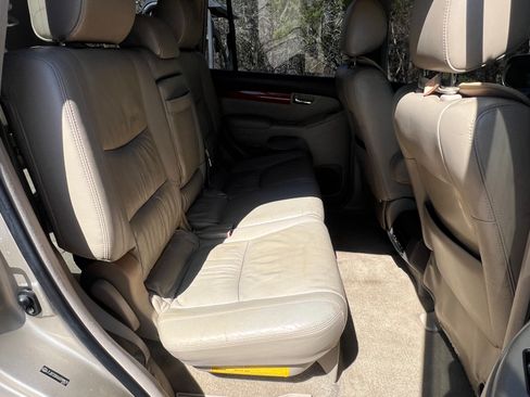 Used 2006 Lexus GX 470 470 Sport Utility 4D image 4