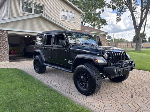 Used 2021 Jeep Wrangler Unlimited Sport image 10