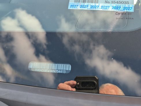 Used 2019 Nissan Frontier SV w/ Value Truck Package image 13