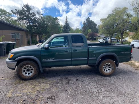 Used 2002 Toyota Tundra SR5 image 2
