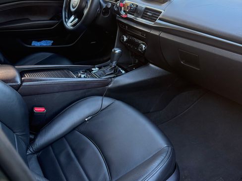 Used 2017 MAZDA MAZDA3 Grand Touring image 7