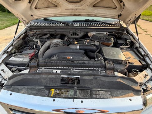 Used 2005 Ford F350 Lariat AWD/4WD image 16