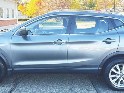 Used 2021 Nissan Rogue Sport SV