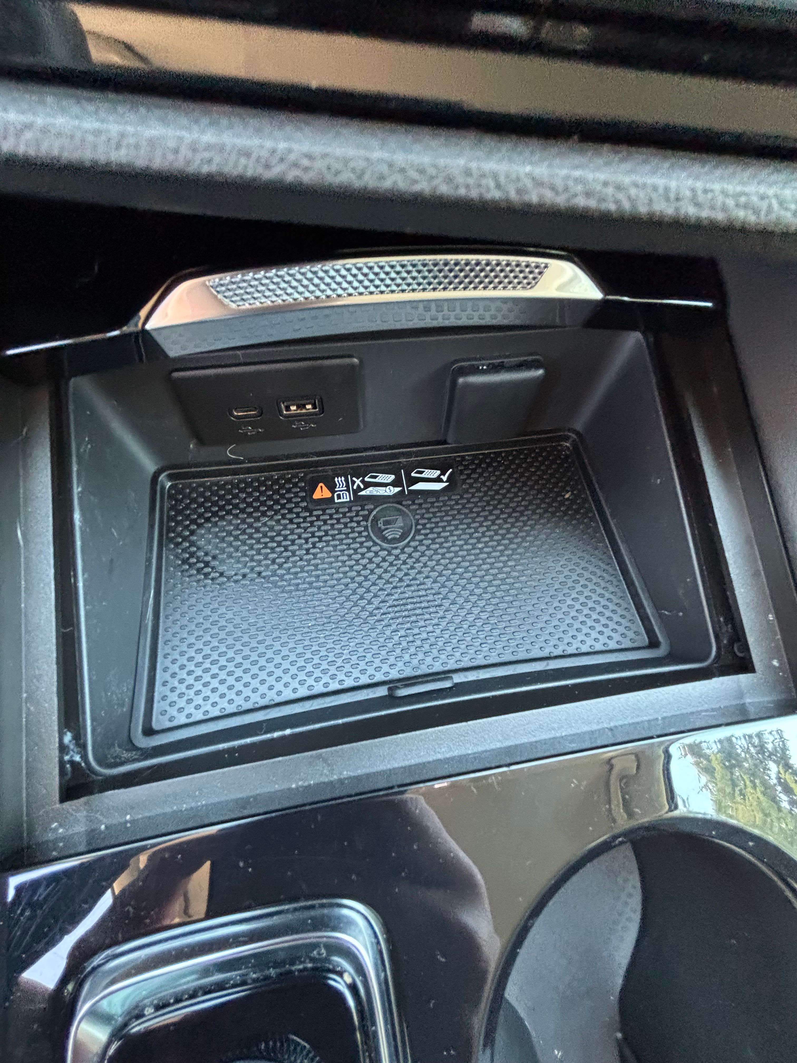 Used 2025 Buick Envision Preferred AWD/4WD image 22