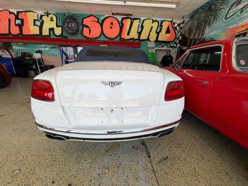 Used 2017 Bentley Continental GT AWD/4WD image 4
