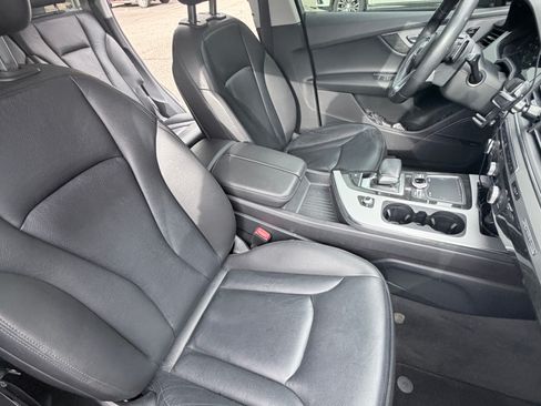 Used 2018 Audi Q7 2.0T Premium Plus w/ Premium Plus Package AWD/4WD image 12