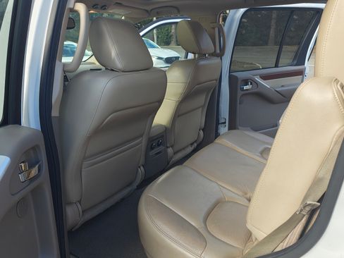Used 2012 Nissan Pathfinder LE image 13