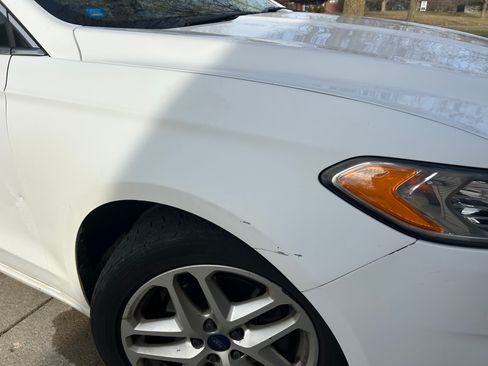 Used 2015 Ford Fusion SE w/ Equipment Group 202A image 10