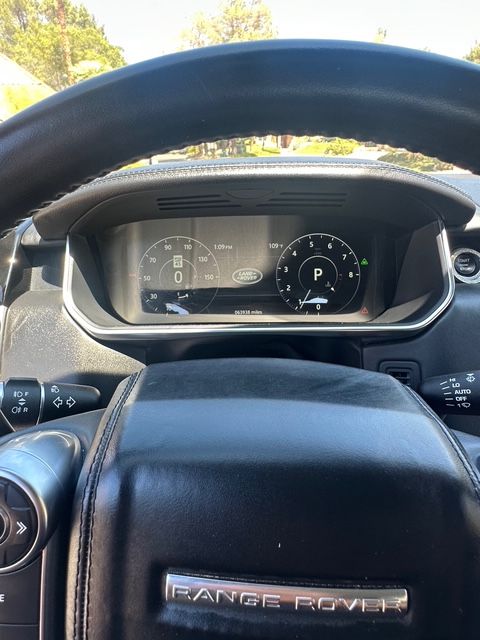 Used 2017 Land Rover Range Rover HSE AWD/4WD image 17