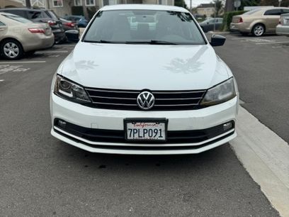 Used 2016 Volkswagen Jetta Sport w/ Lighting Package