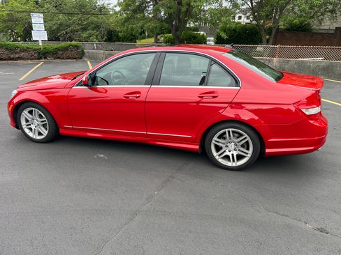 Used 2009 Mercedes-Benz C 350 Sport image 8