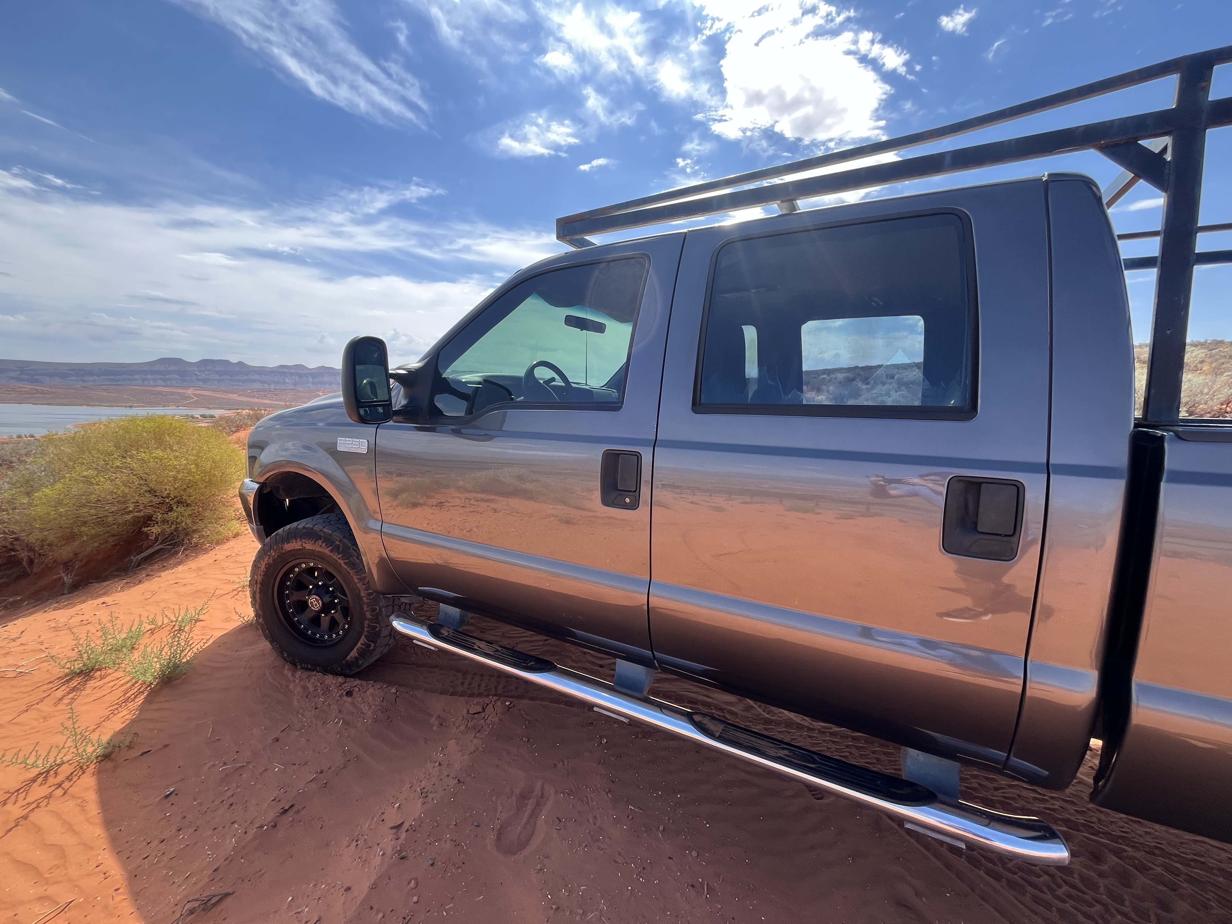 Used 2002 Ford F250 4x4 Crew Cab Super Duty image 1