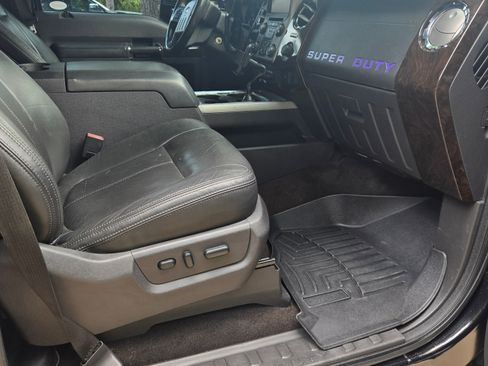 Used 2014 Ford F250 Platinum w/ FX4 Off-Road Package image 14