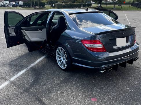 Used 2011 Mercedes-Benz C 63 AMG Sedan image 12