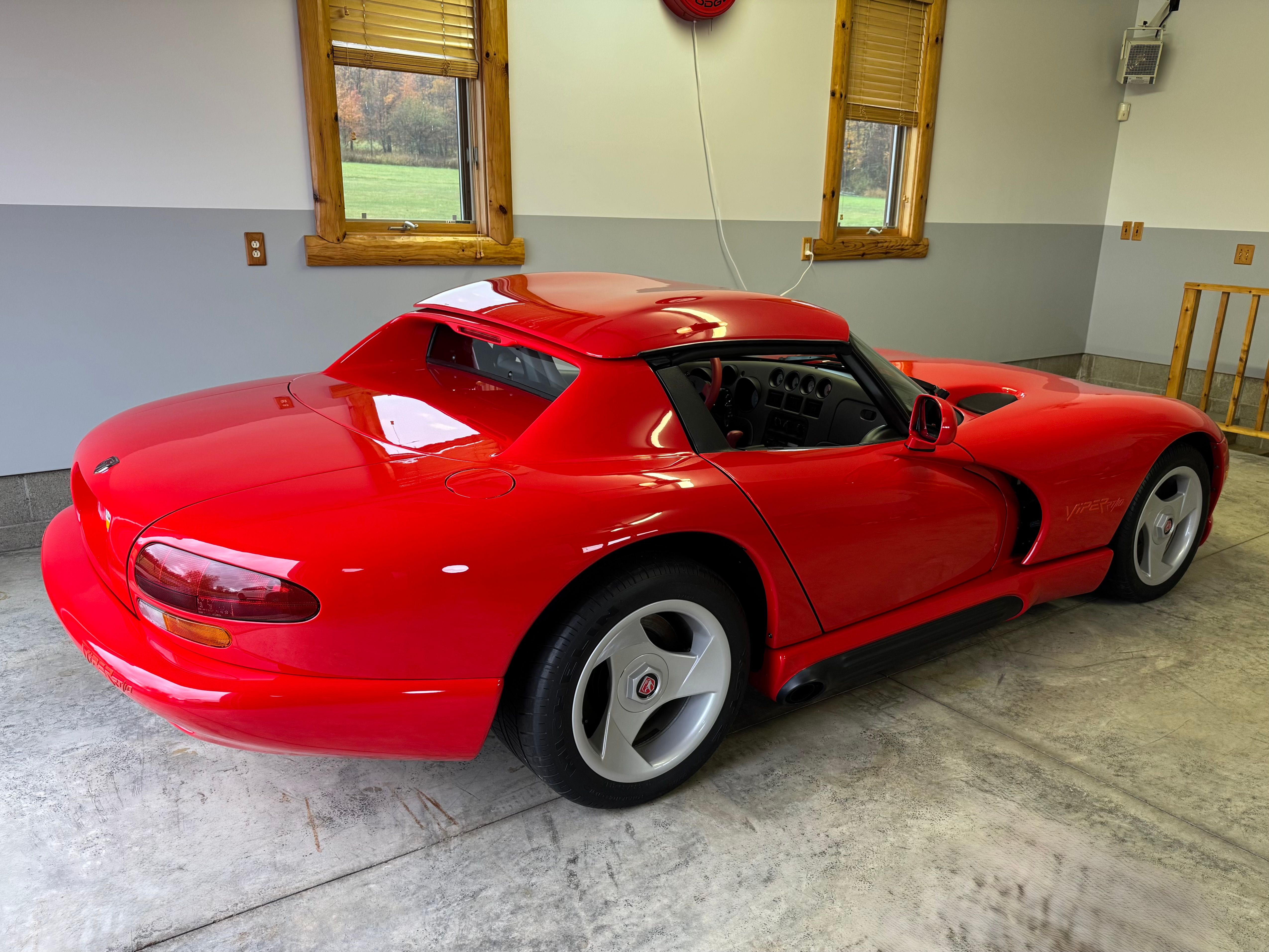 Used 1994 Dodge Viper RT/10 RWD image 12