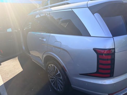 Used 2026 Hyundai Palisade Calligraphy FWD image 18