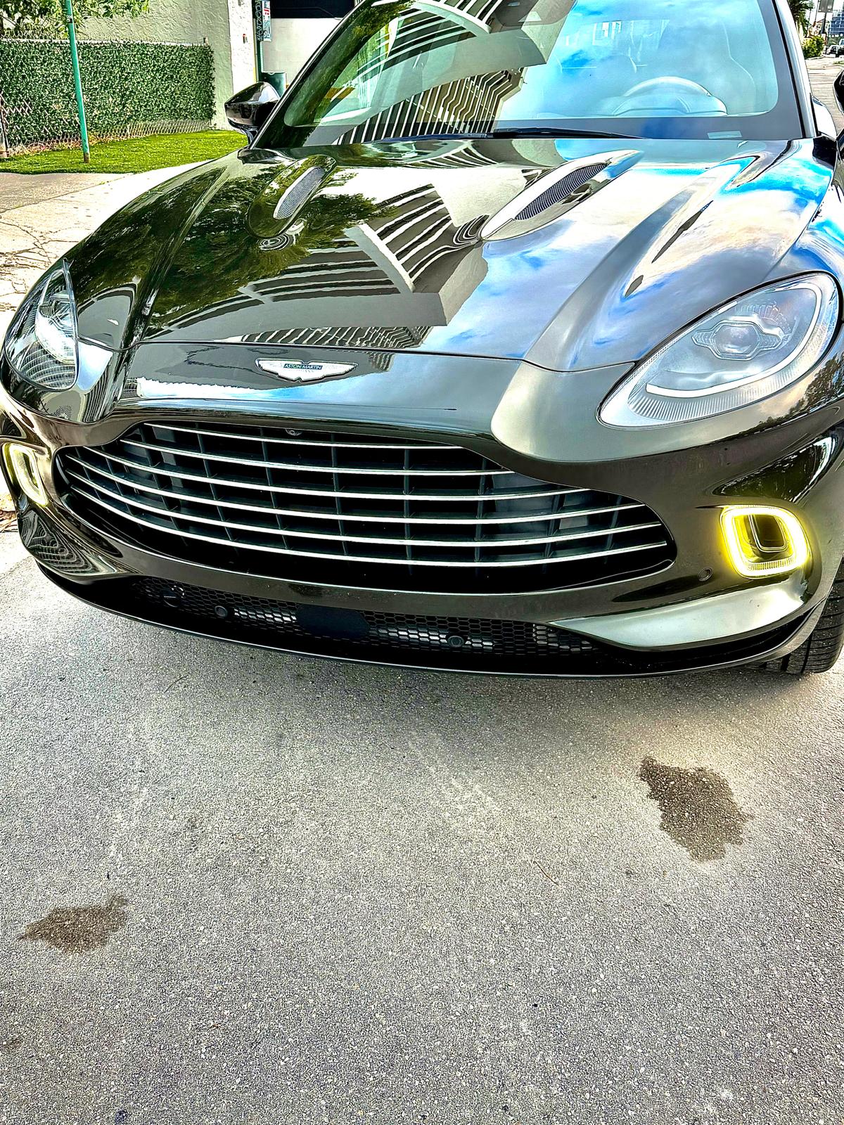 Used 2021 Aston Martin DBX AWD/4WD image 6