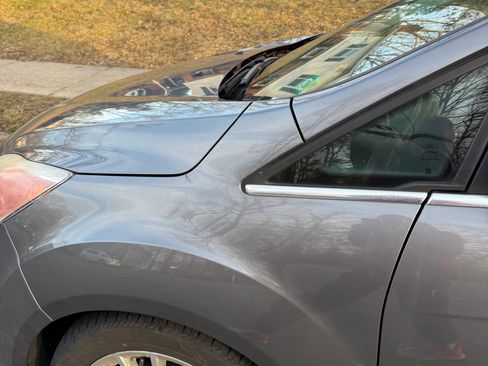 Used 2013 Ford C-MAX SEL image 15