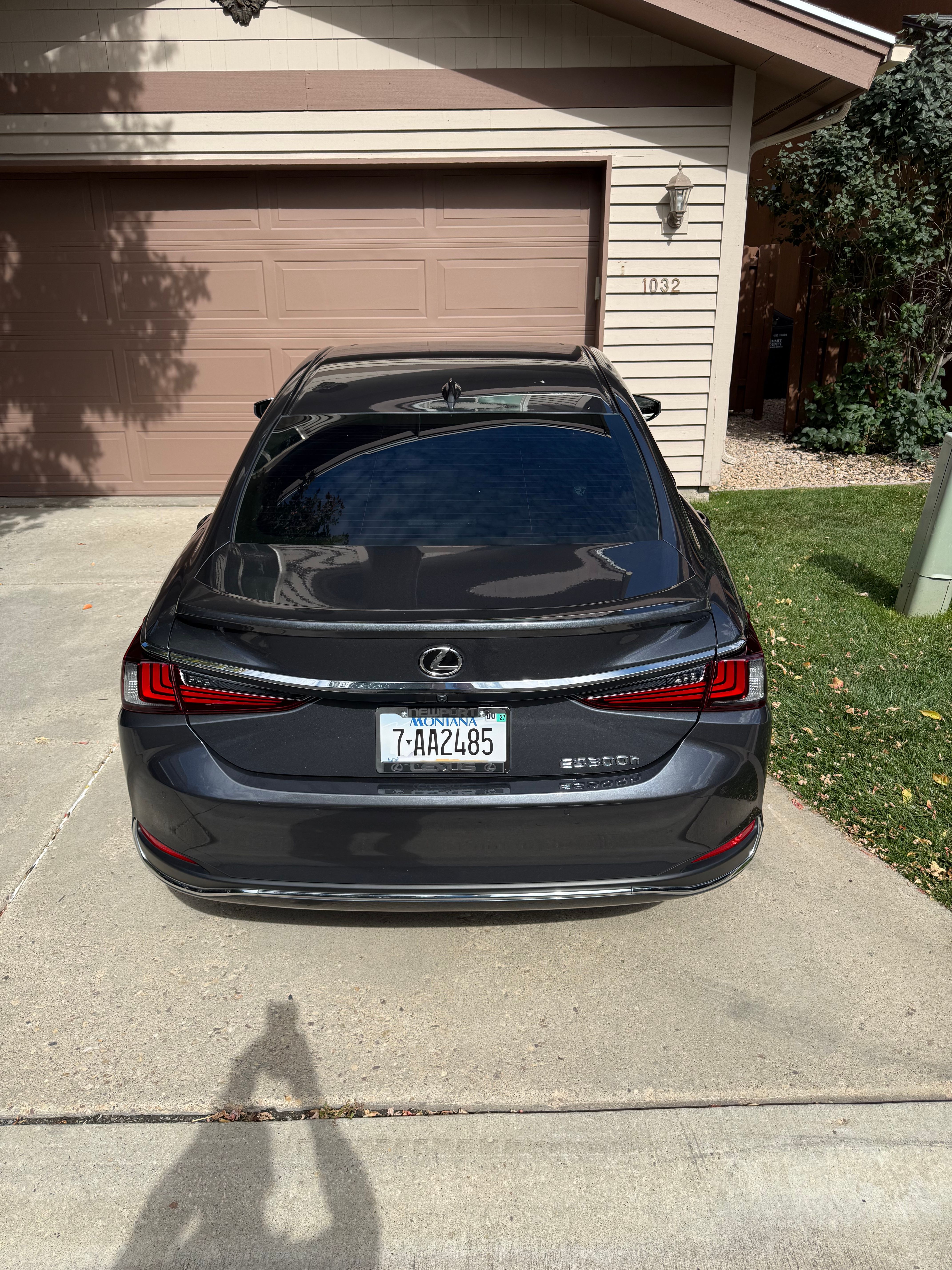 Used 2024 Lexus ES 300h w/ Premium Package FWD image 5