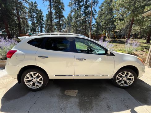 Used 2013 Nissan Rogue SL AWD/4WD image 14