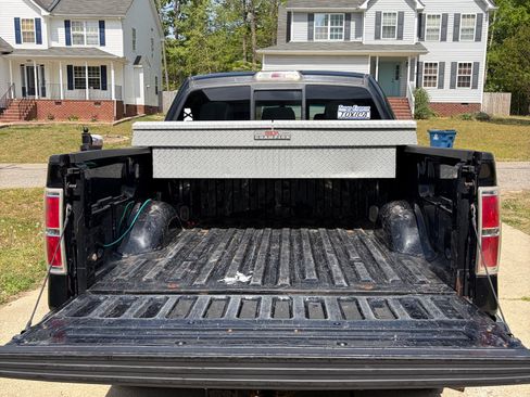 Used 2012 Ford F150 XLT w/ XLT Chrome Pkg image 6