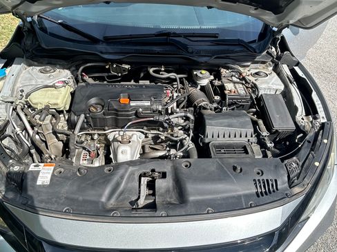 Used 2019 Honda Civic Sport image 10