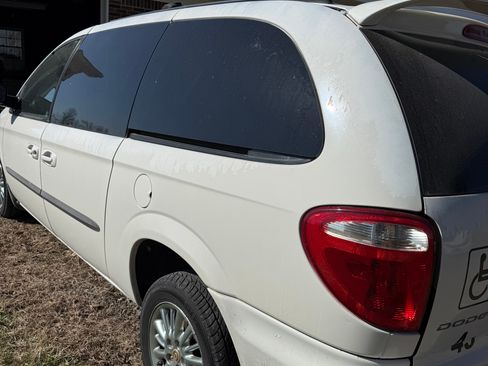 Used 2003 Dodge Grand Caravan Sport image 8