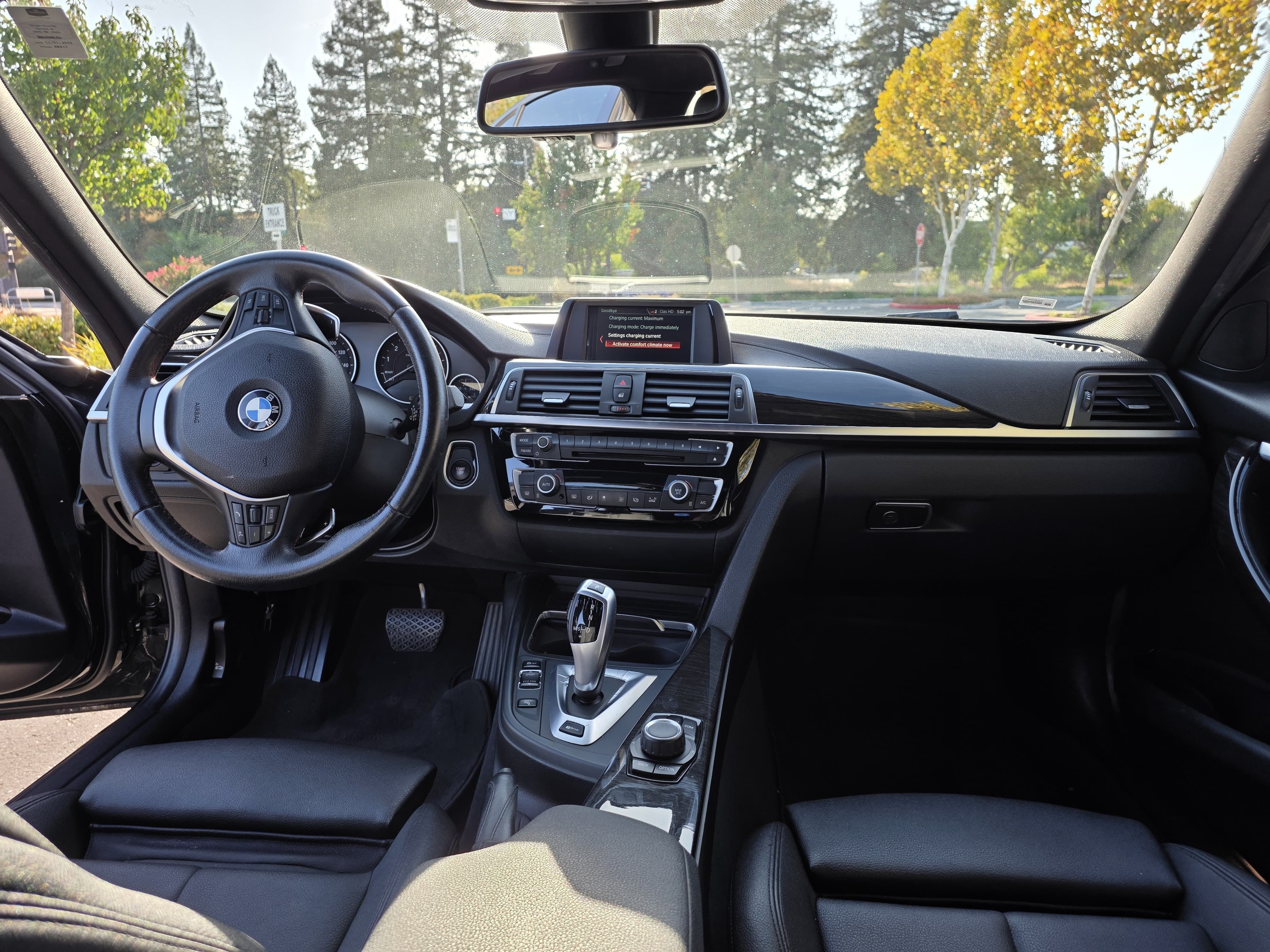 Used 2018 BMW 330e RWD image 13