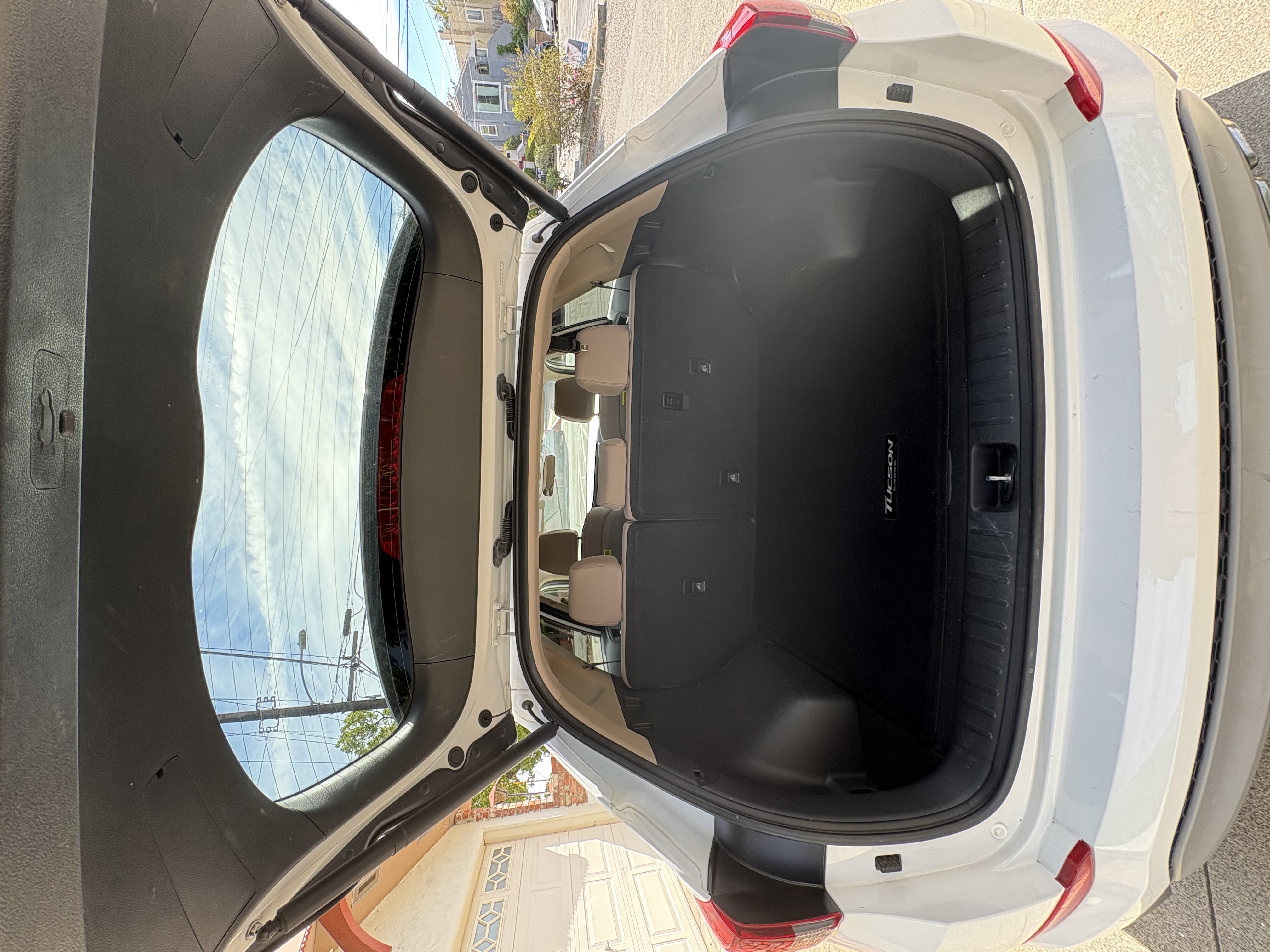 Used 2017 Hyundai Tucson Sport FWD image 8