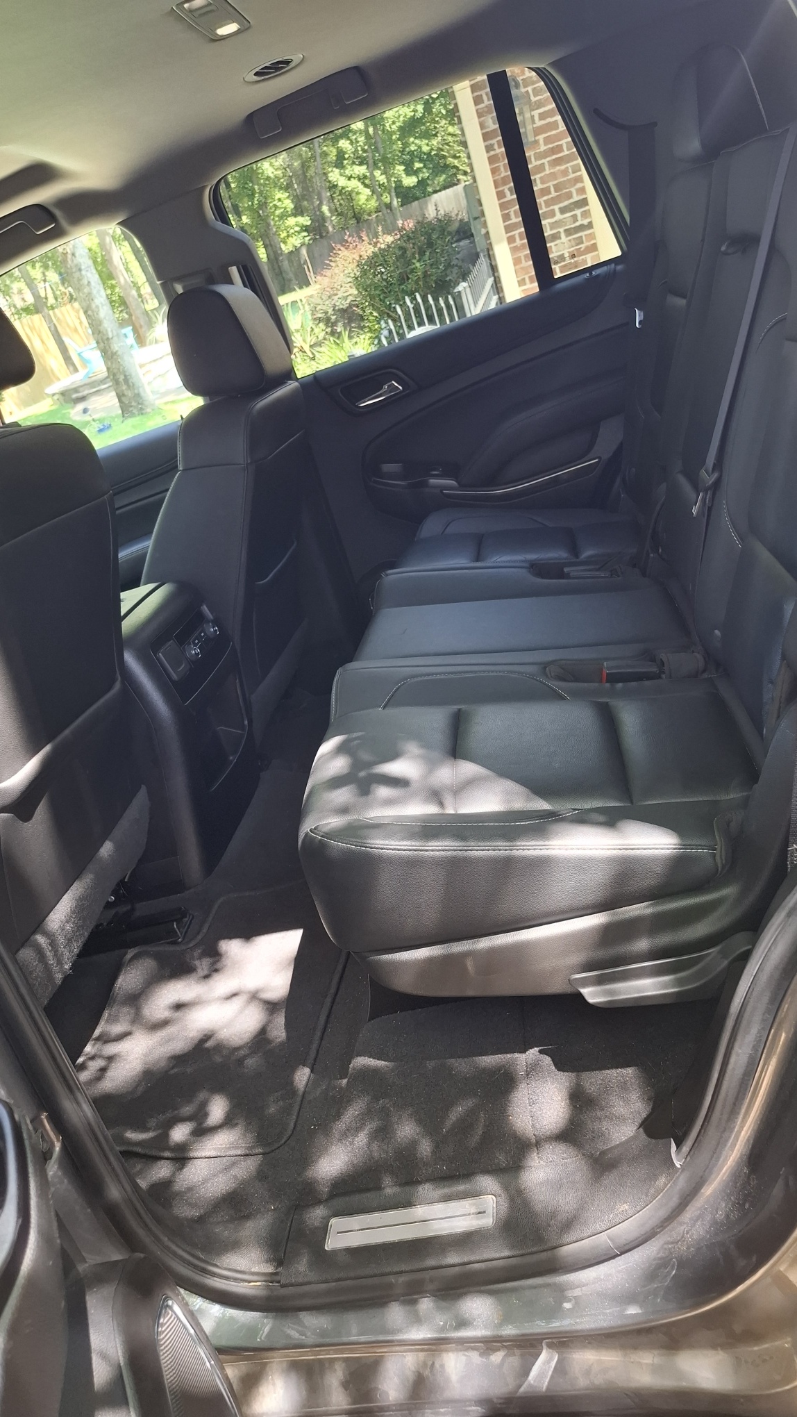 Used 2020 Chevrolet Tahoe LT RWD image 17