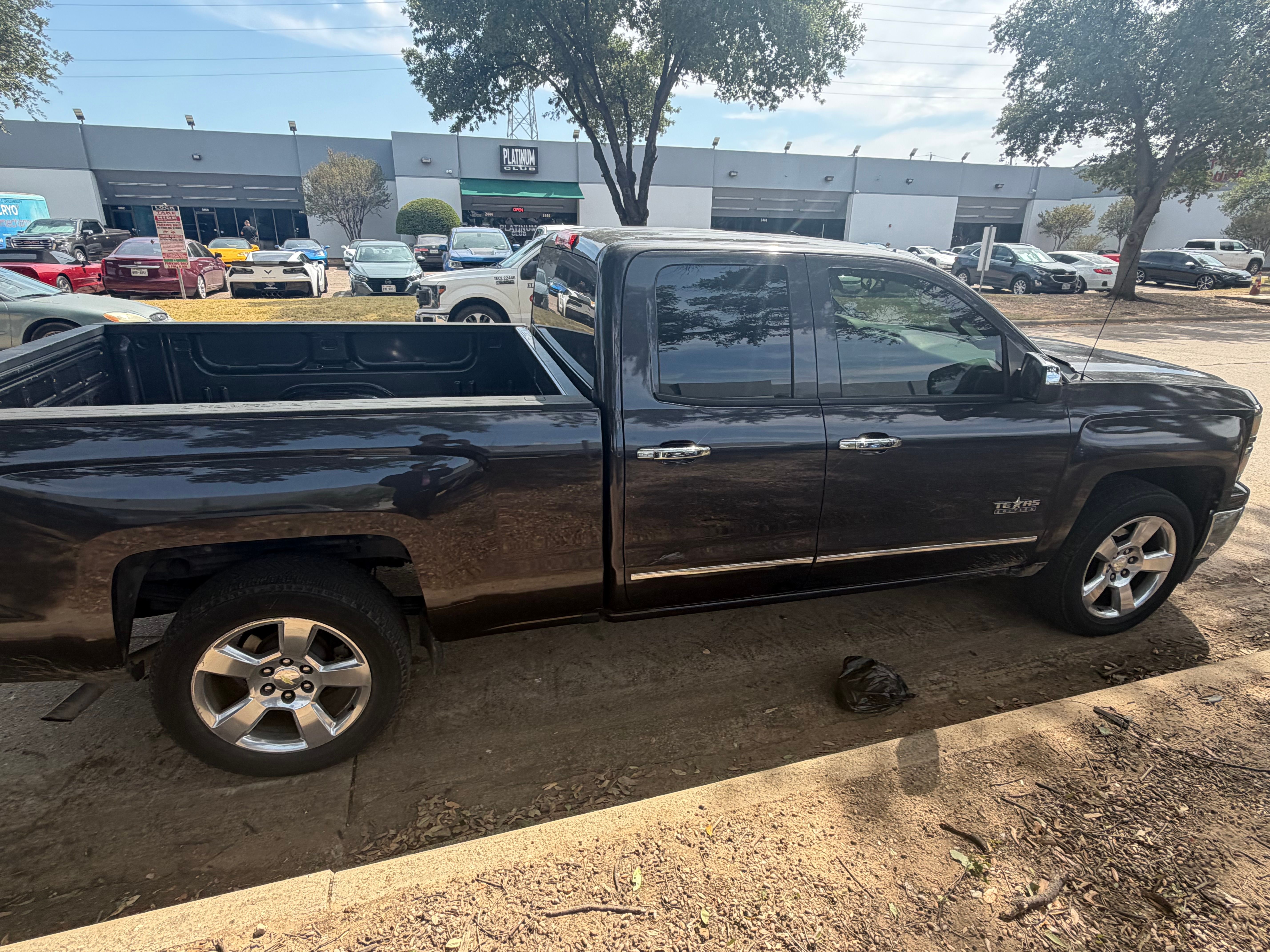 Used 2014 Chevrolet Silverado 1500 LT w/ Texas Edition, 1LT Trim RWD image 4