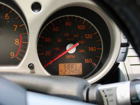 Used 2007 Nissan 350Z Touring w/ Cargo Convenience Pkg RWD image 13