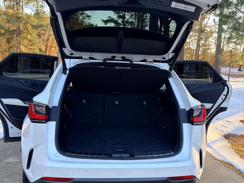 Used 2022 Lexus NX 350h 350h Premium Sport Utility 4D image 2