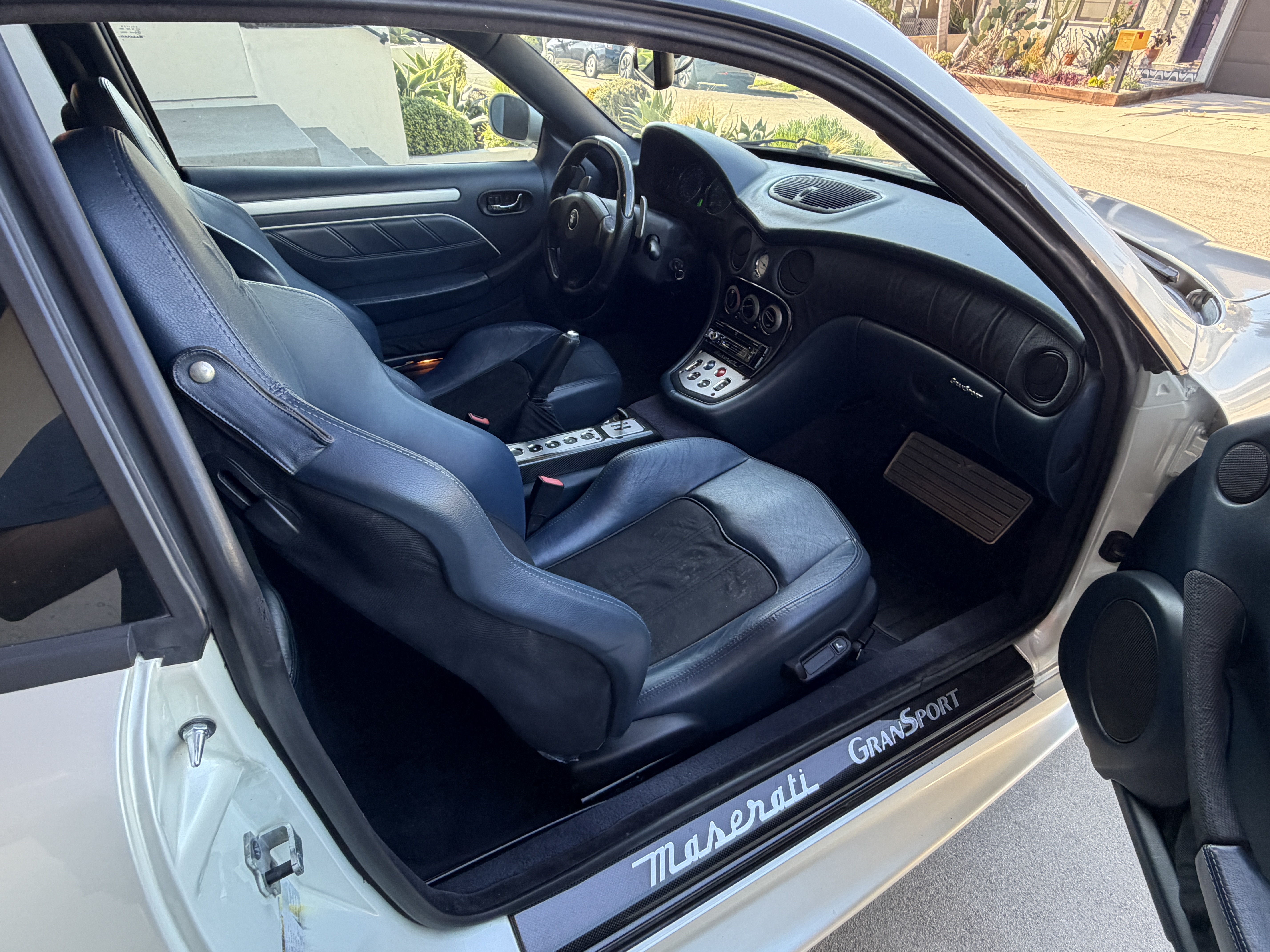 Used 2005 Maserati GranSport Coupe RWD image 17