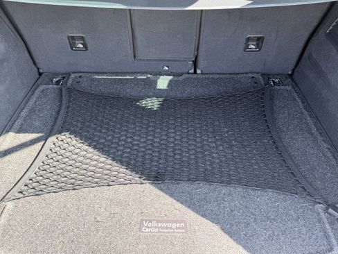 Used 2014 Volkswagen Touareg VR6 image 23