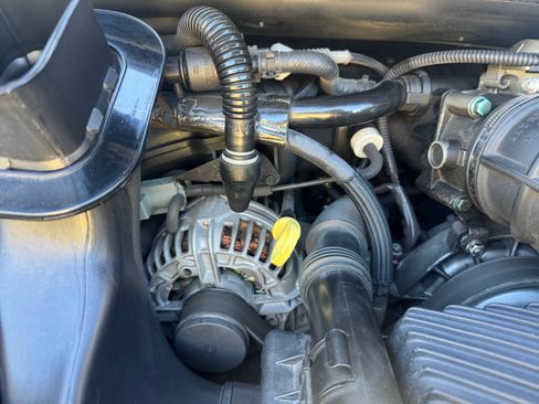 Used 2001 Porsche 911 Carrera 4 image 14