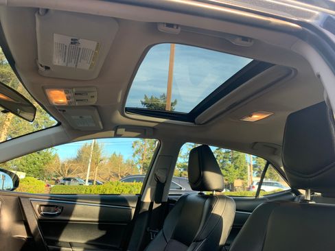 Used 2016 Toyota Corolla S image 15