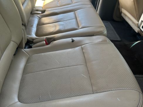 Used 2014 Ford F150 Lariat image 13