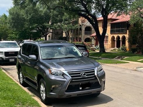 Used 2015 Lexus GX 460 w/ Premium Package image 6