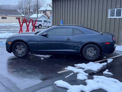 Used 2013 Chevrolet Camaro LS image 9