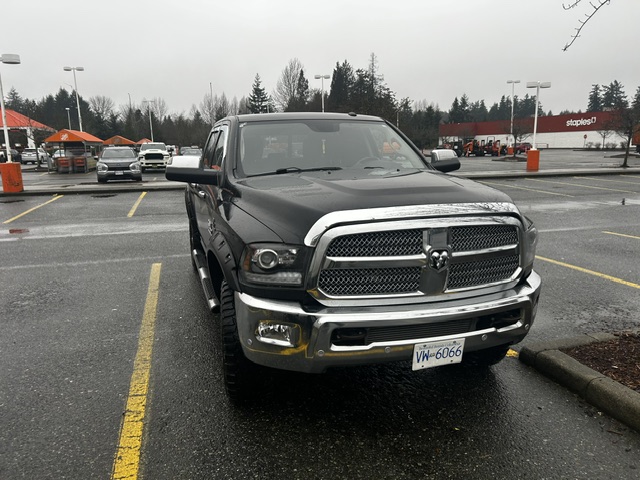 Used 2016 RAM 3500 Laramie AWD/4WD image 5