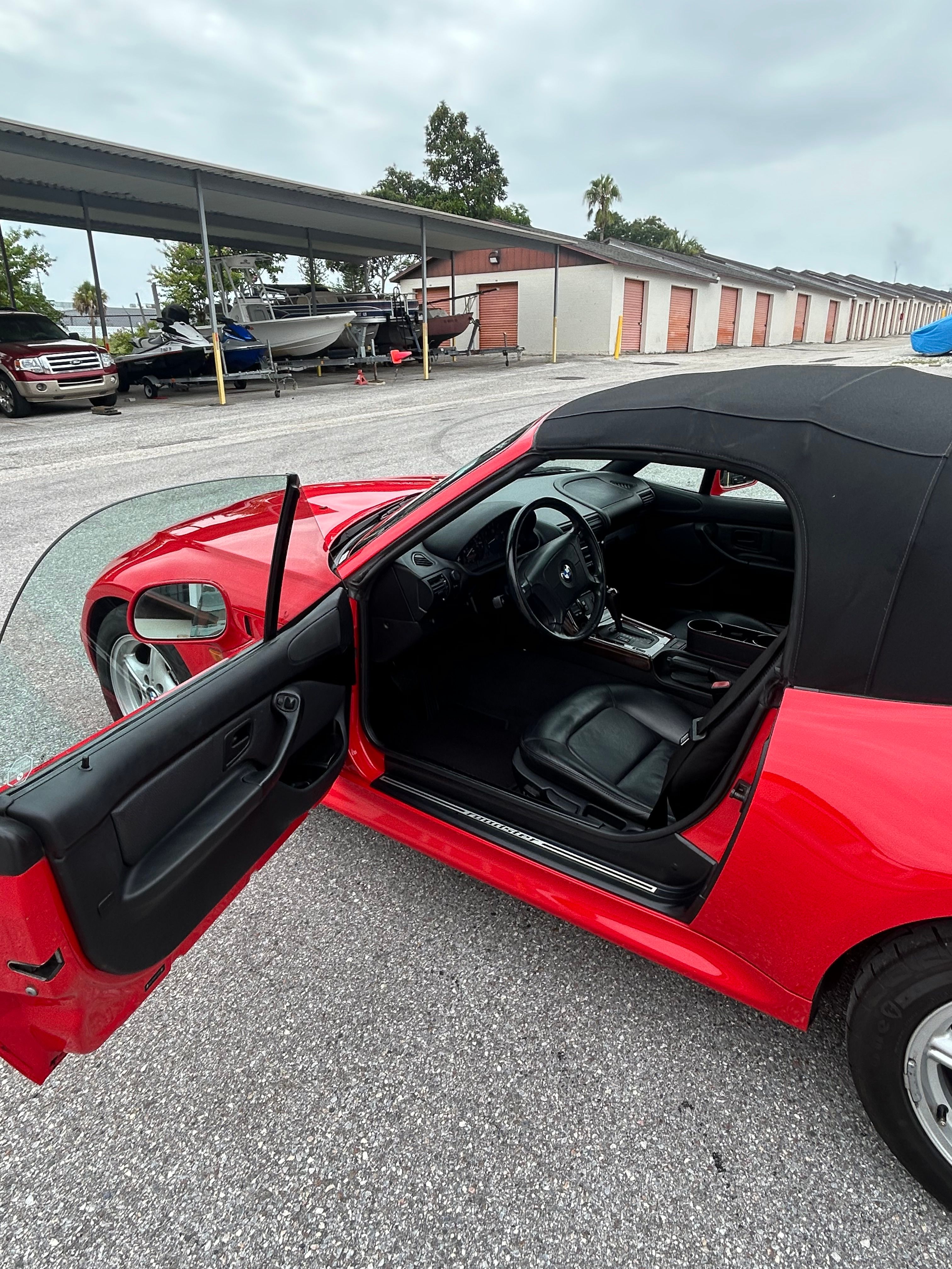 Used 1999 BMW Z3 2.5i RWD image 13