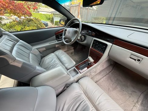 Used 1994 Cadillac Eldorado Touring image 10