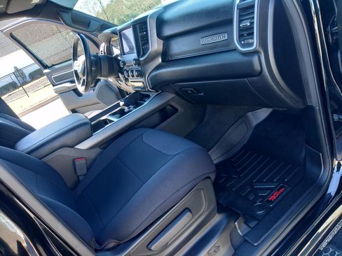 Used 2020 RAM 1500 Big Horn image 6