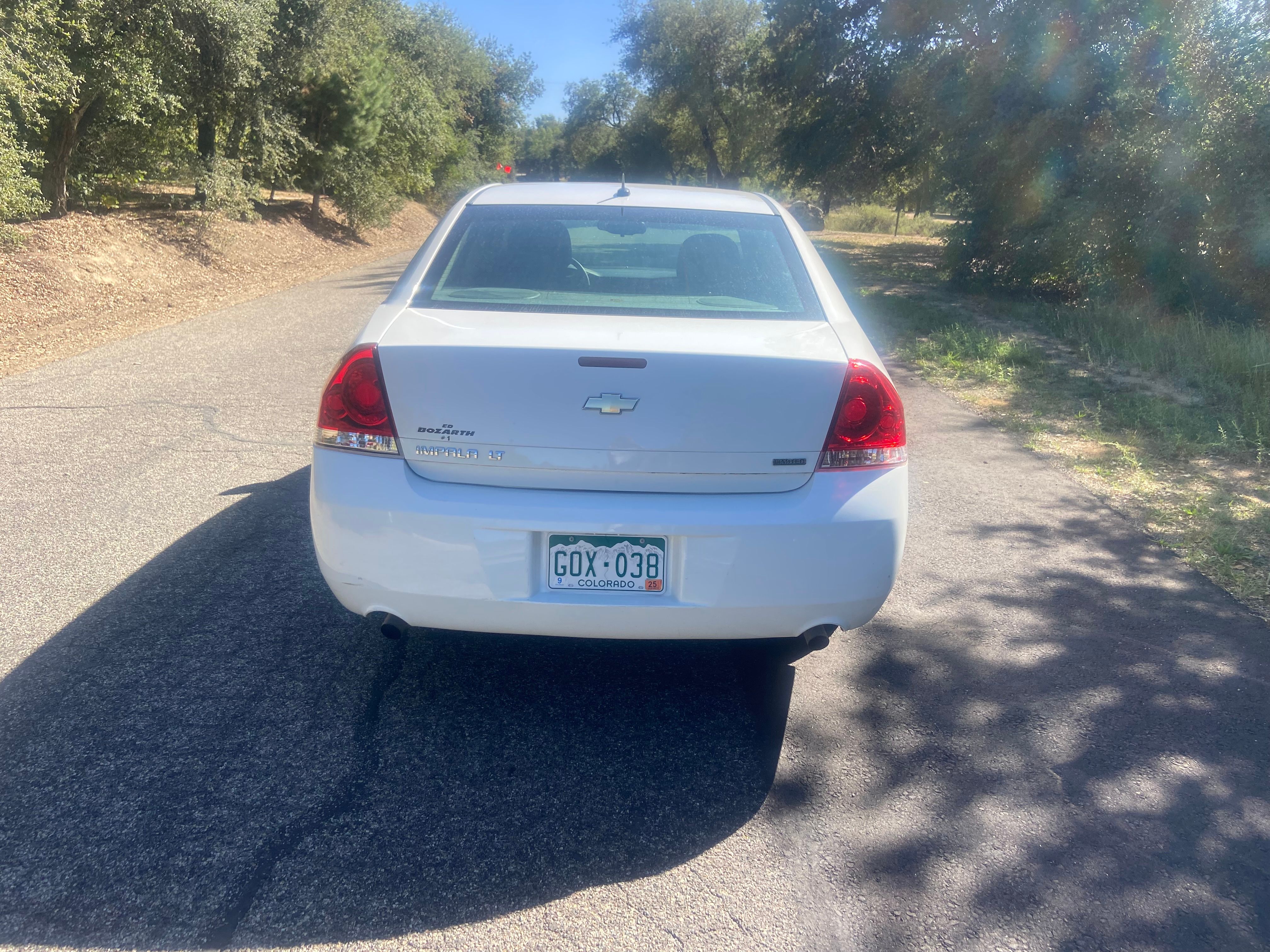 Used 2015 Chevrolet Impala LT w/ LT Sunroof Package FWD image 5