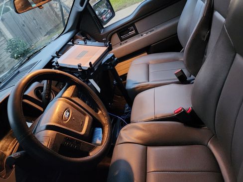 Used 2014 Ford F150 XL w/ Trailer Tow Package image 4