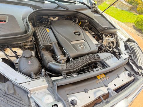 Used 2019 Mercedes-Benz GLC 300 image 17